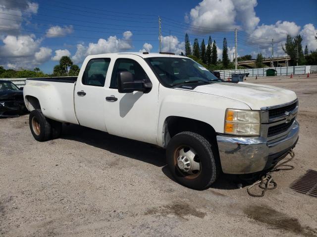 Photo 3 VIN: 1GCJC33638F164476 - CHEVROLET SILVERADO 