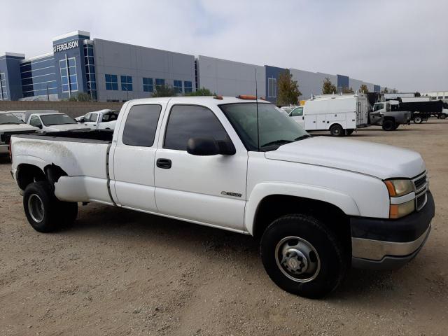 Photo 3 VIN: 1GCJC39U35E255626 - CHEVROLET SILVERADO 