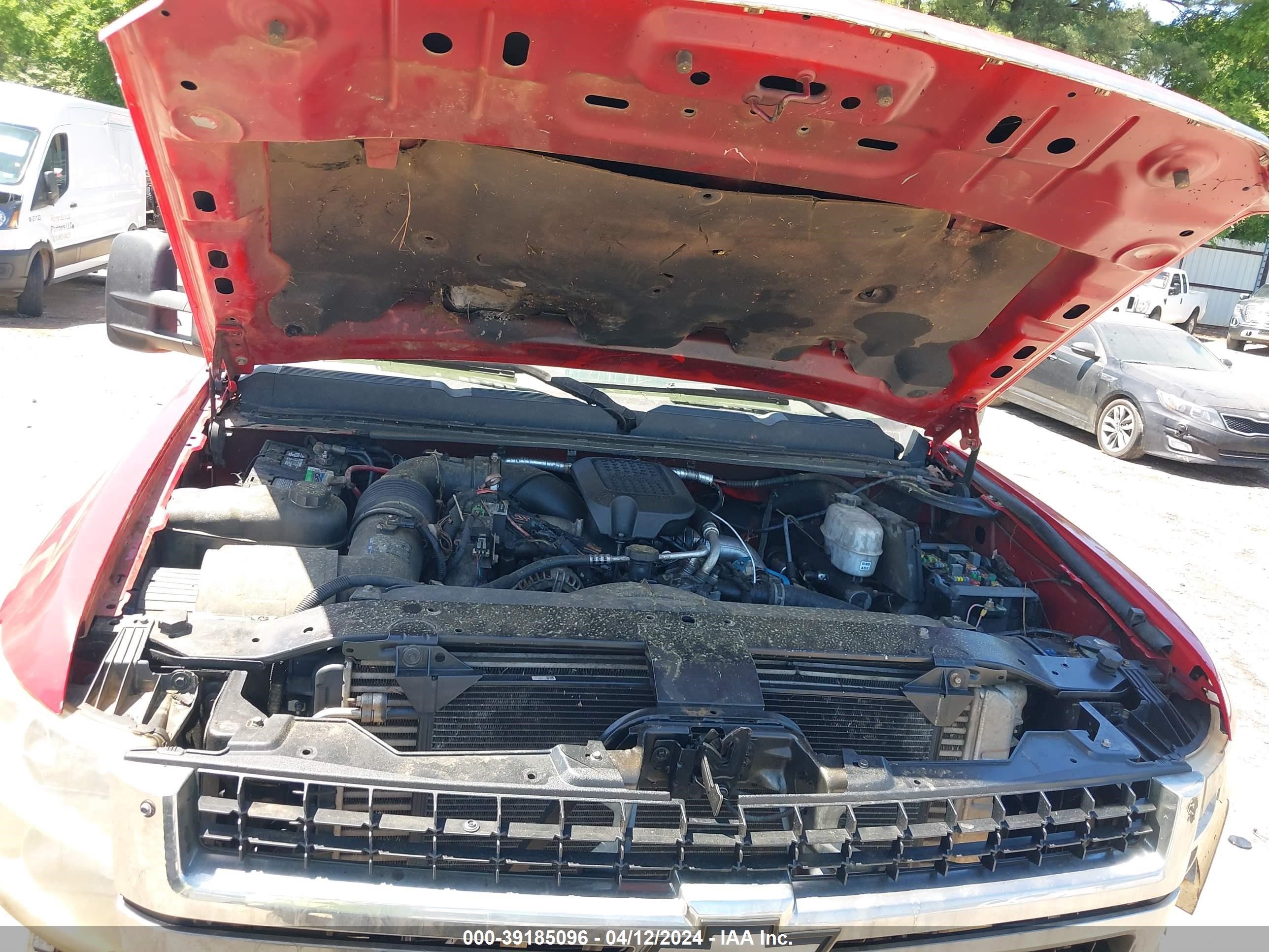 Photo 9 VIN: 1GCJK336X8F147709 - CHEVROLET SILVERADO 