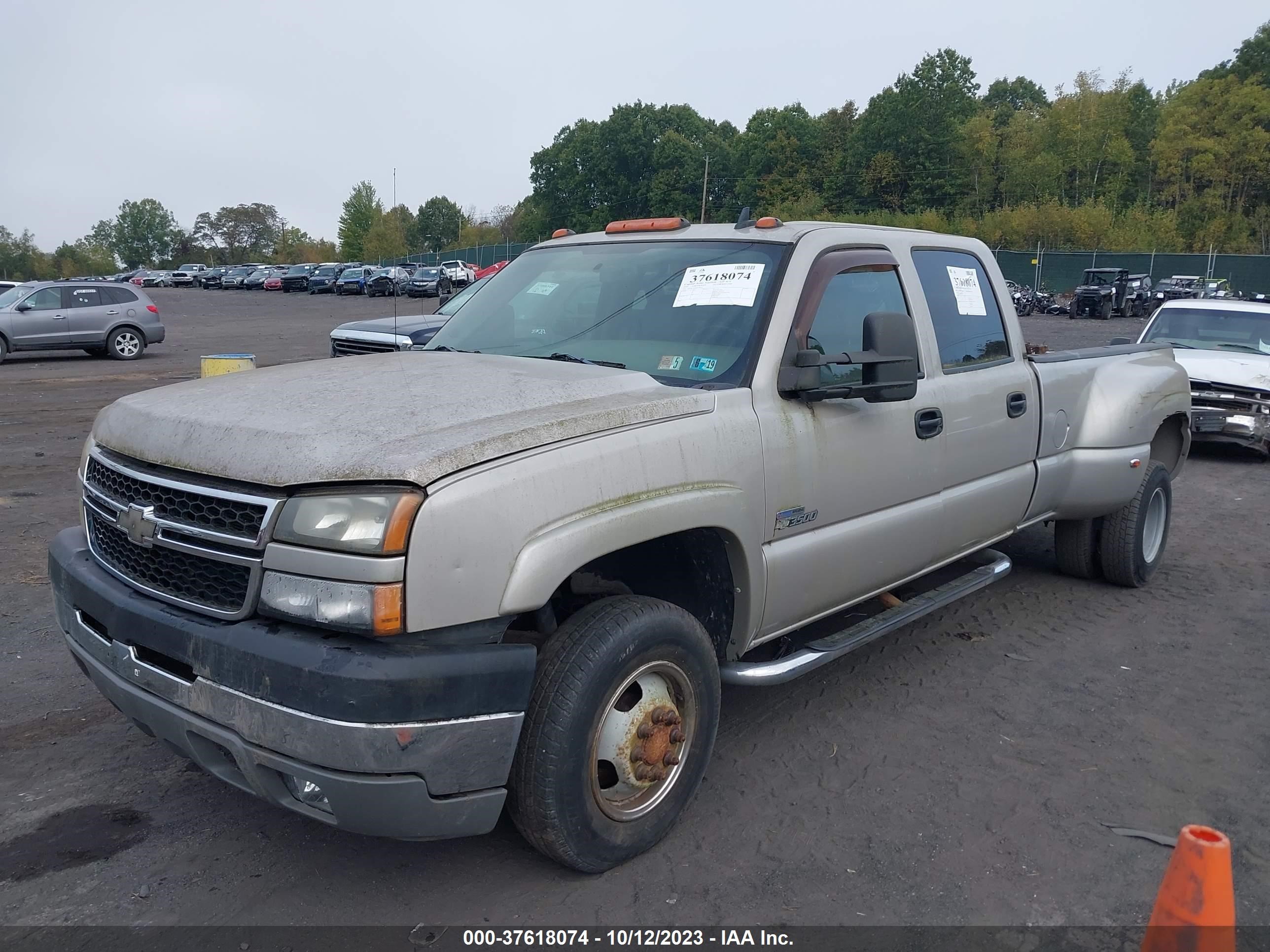 Photo 1 VIN: 1GCJK33D26F210104 - CHEVROLET SILVERADO 