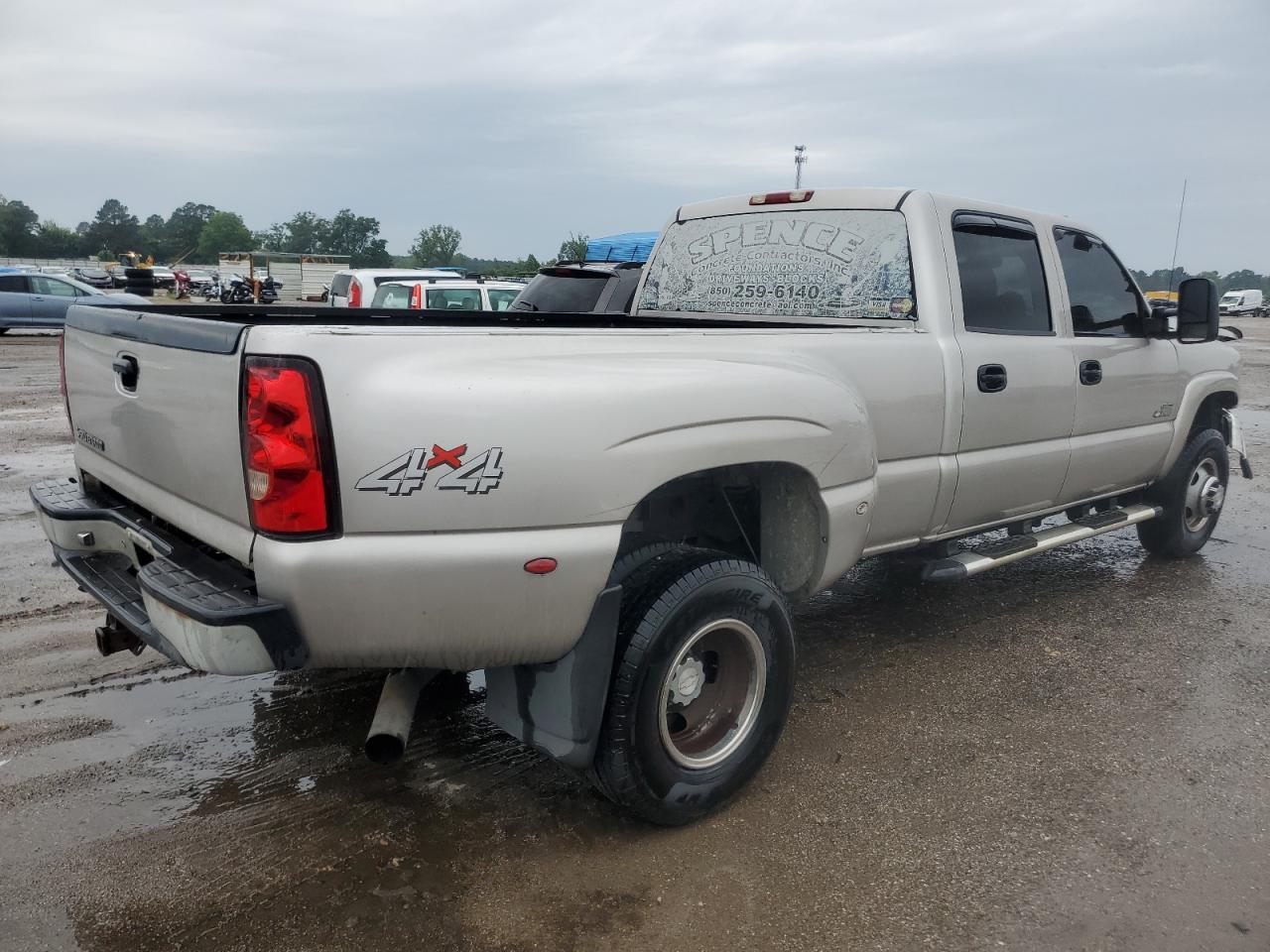 Photo 2 VIN: 1GCJK33D46F264844 - CHEVROLET SILVERADO 