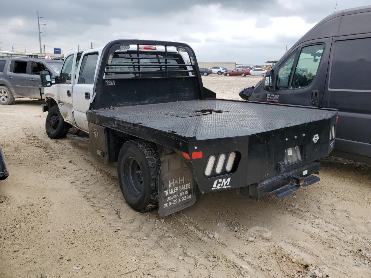 Photo 2 VIN: 1GCJK33DX7F130129 - CHEVROLET SILVERADO 