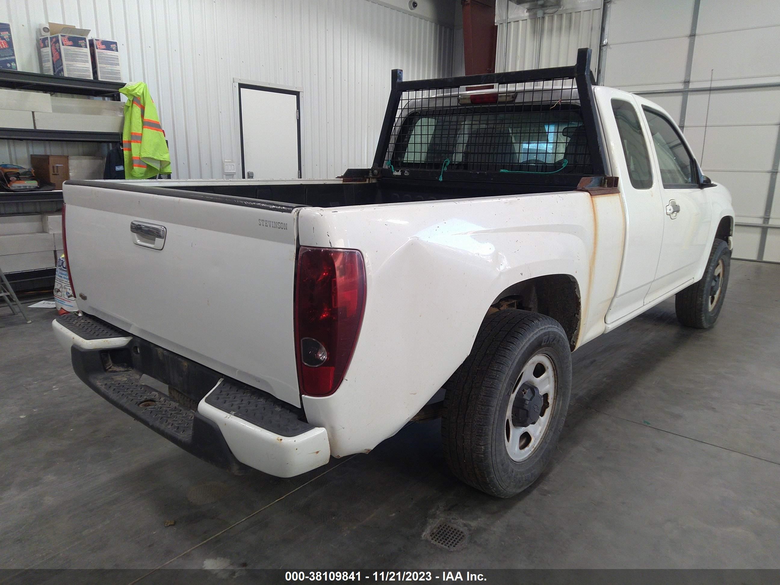 Photo 3 VIN: 1GCKTBDE1A8143074 - CHEVROLET COLORADO 