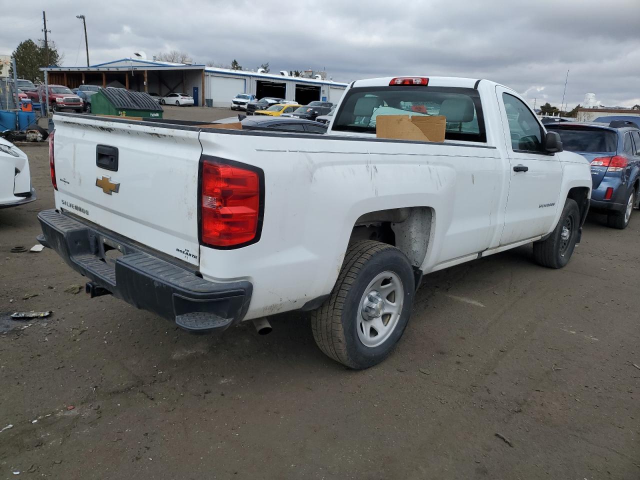 Photo 2 VIN: 1GCNCNEH2GZ422611 - CHEVROLET SILVERADO 