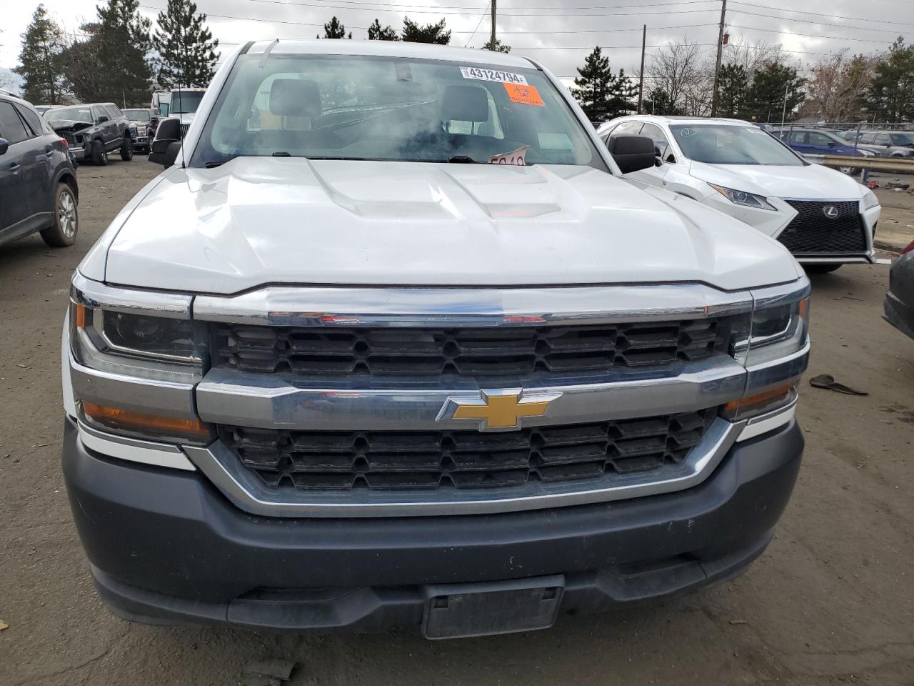 Photo 4 VIN: 1GCNCNEH2GZ422611 - CHEVROLET SILVERADO 