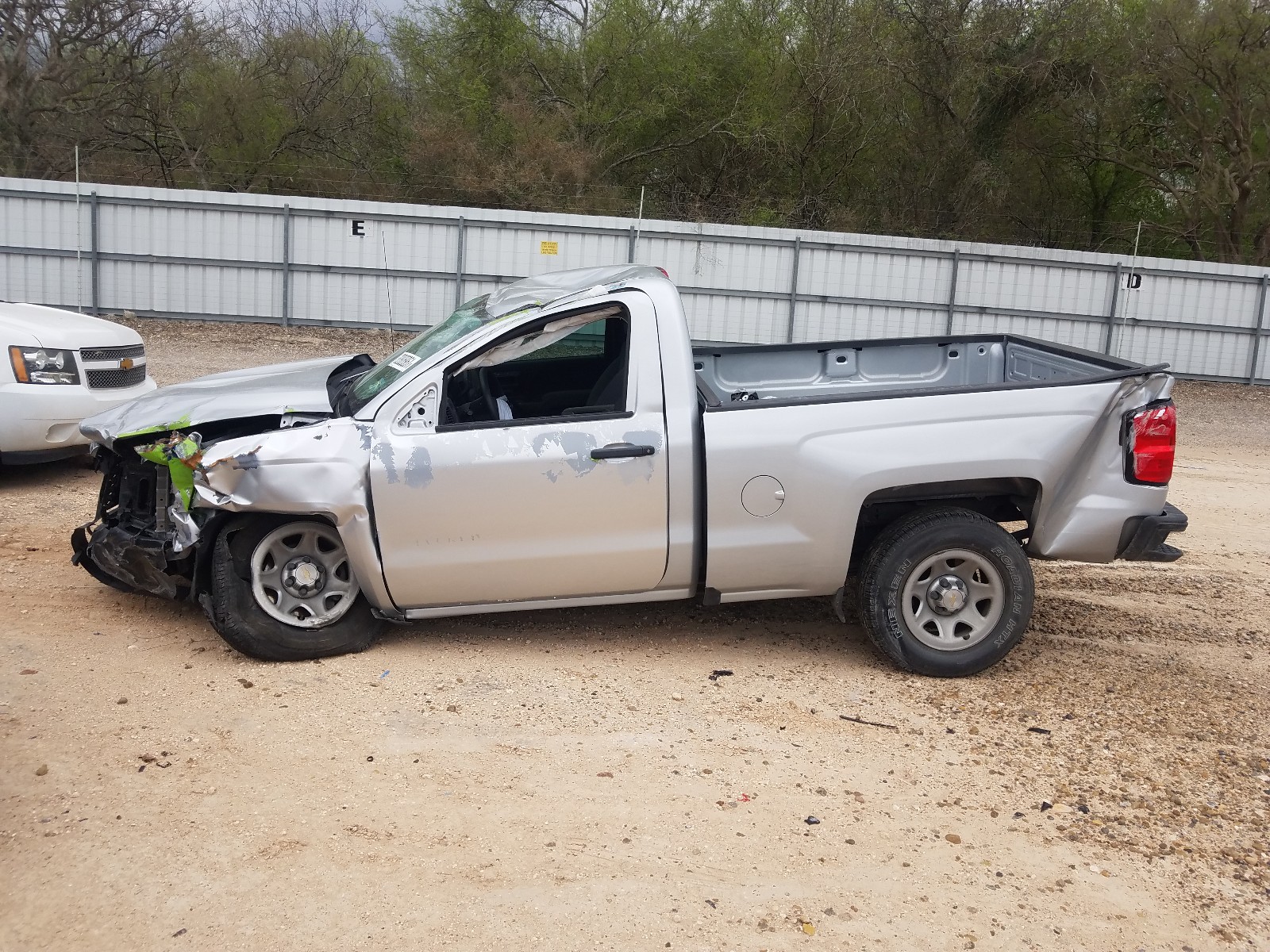 Photo 8 VIN: 1GCNCNEH3JZ379629 - CHEVROLET SILVERADO 