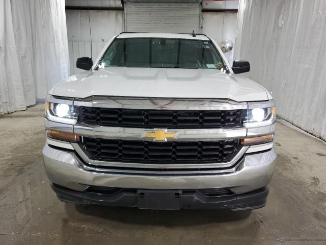 Photo 4 VIN: 1GCNCNEH8HZ321896 - CHEVROLET SILVERADO 