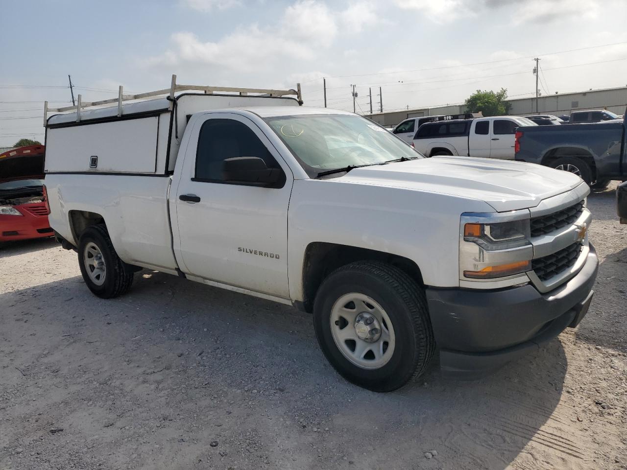 Photo 3 VIN: 1GCNCNEH9JZ348000 - CHEVROLET SILVERADO 