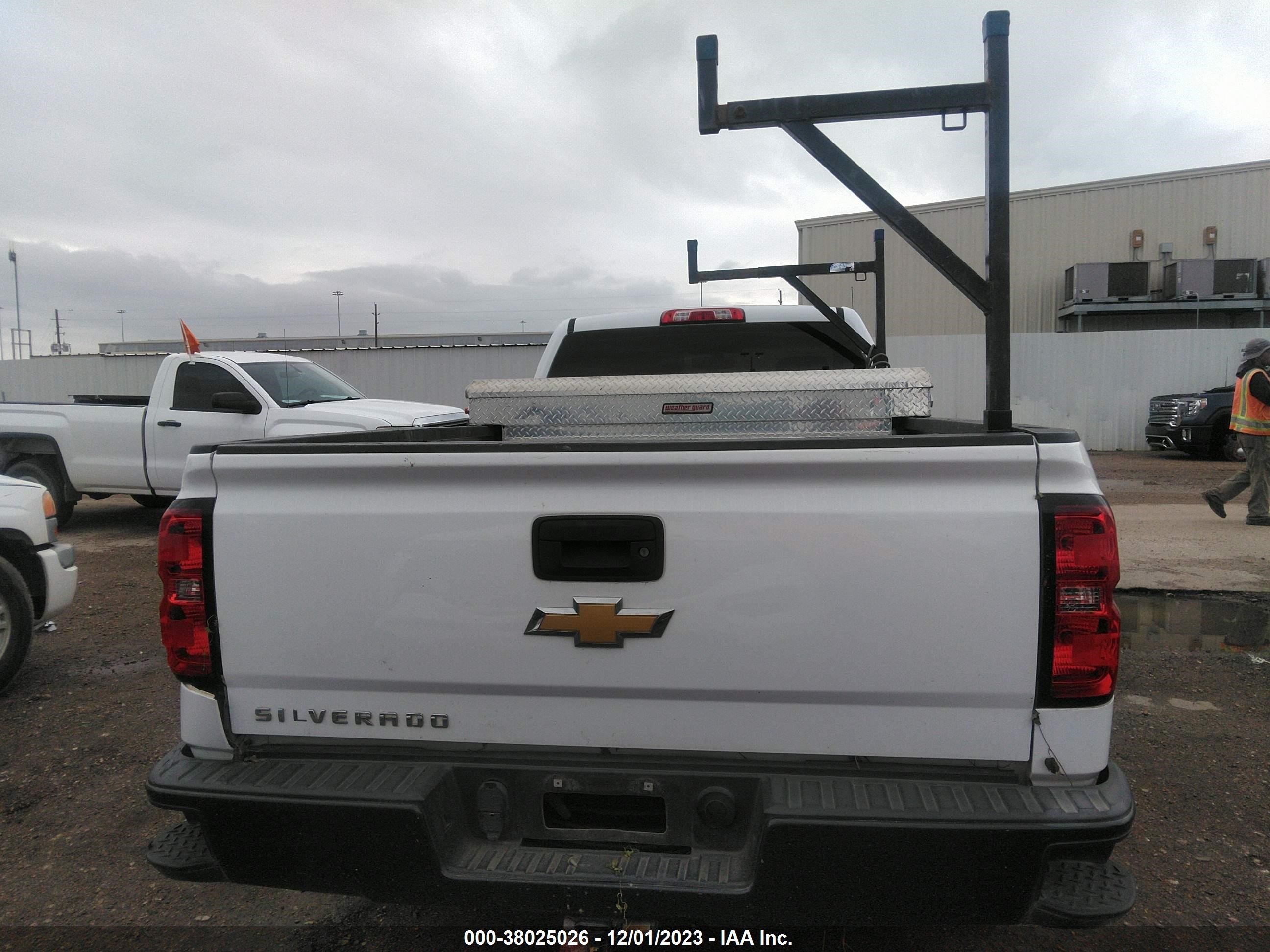 Photo 15 VIN: 1GCNCNEHXGZ256273 - CHEVROLET SILVERADO 