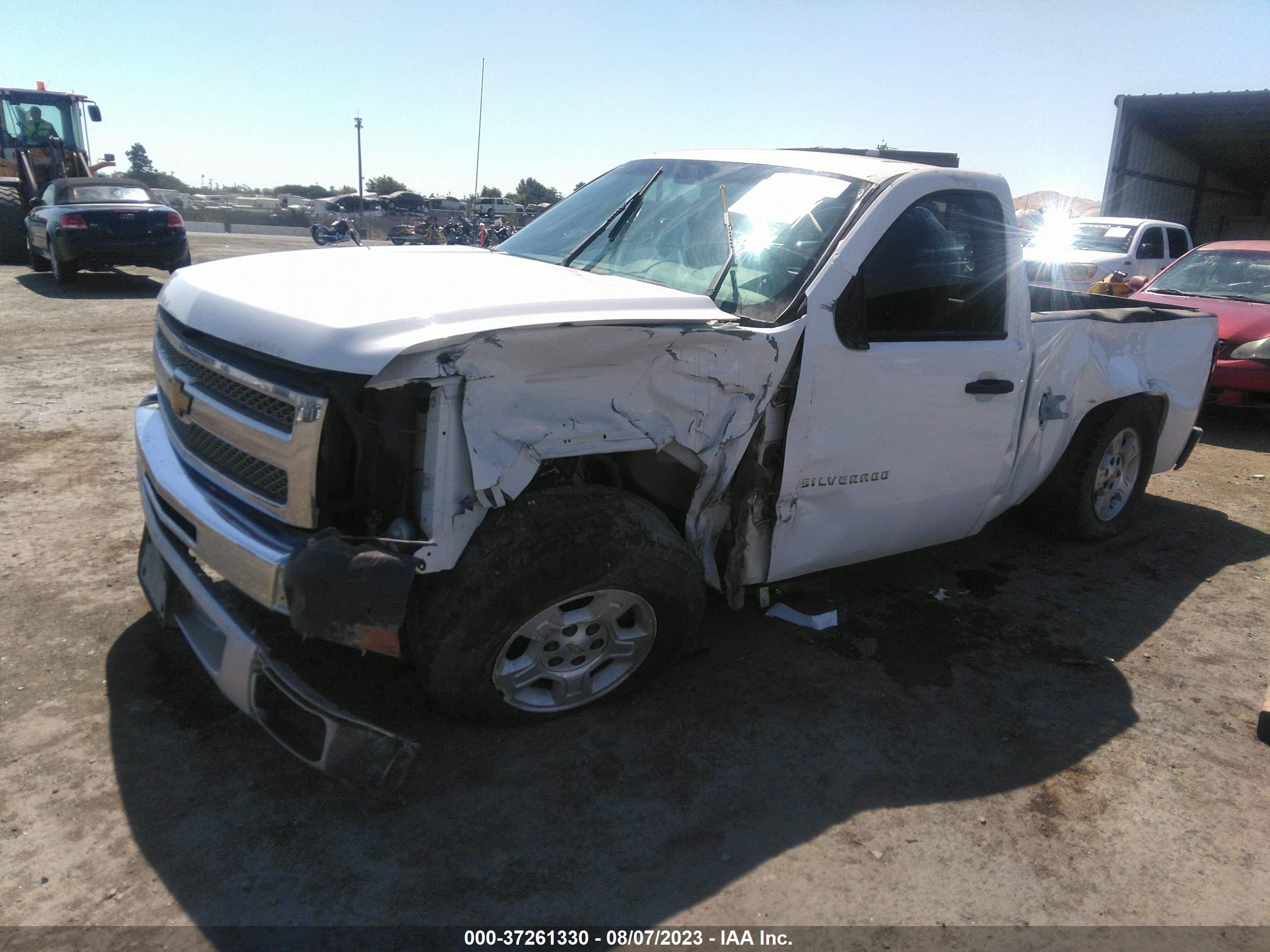 Photo 1 VIN: 1GCNCPEAXCZ217305 - CHEVROLET SILVERADO 