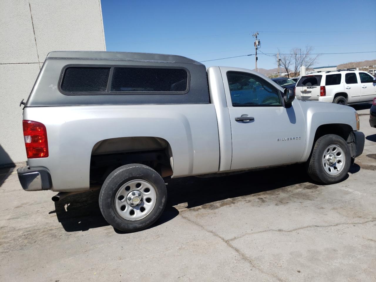 Photo 2 VIN: 1GCNCPEX0BZ394707 - CHEVROLET SILVERADO 