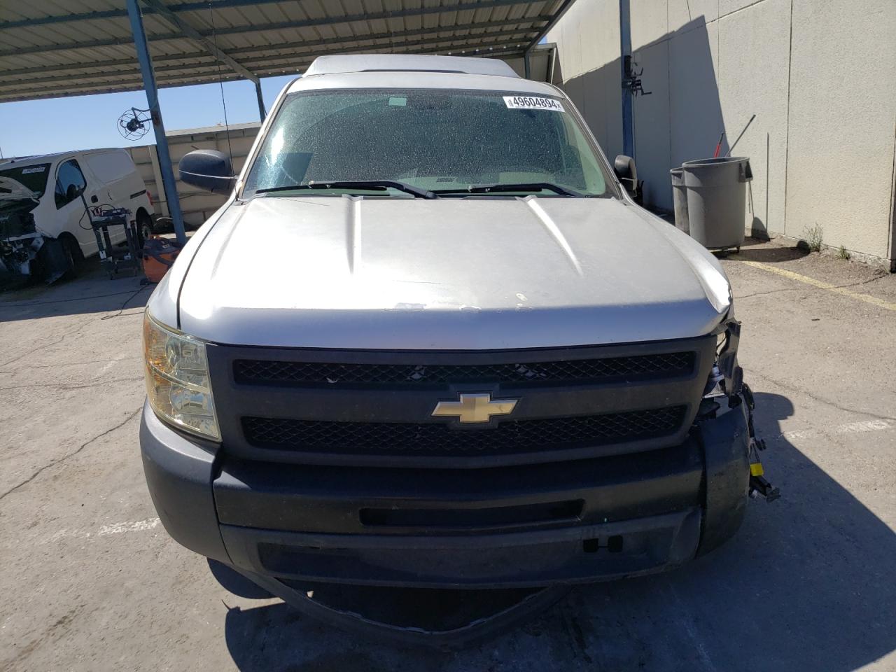 Photo 4 VIN: 1GCNCPEX0BZ394707 - CHEVROLET SILVERADO 