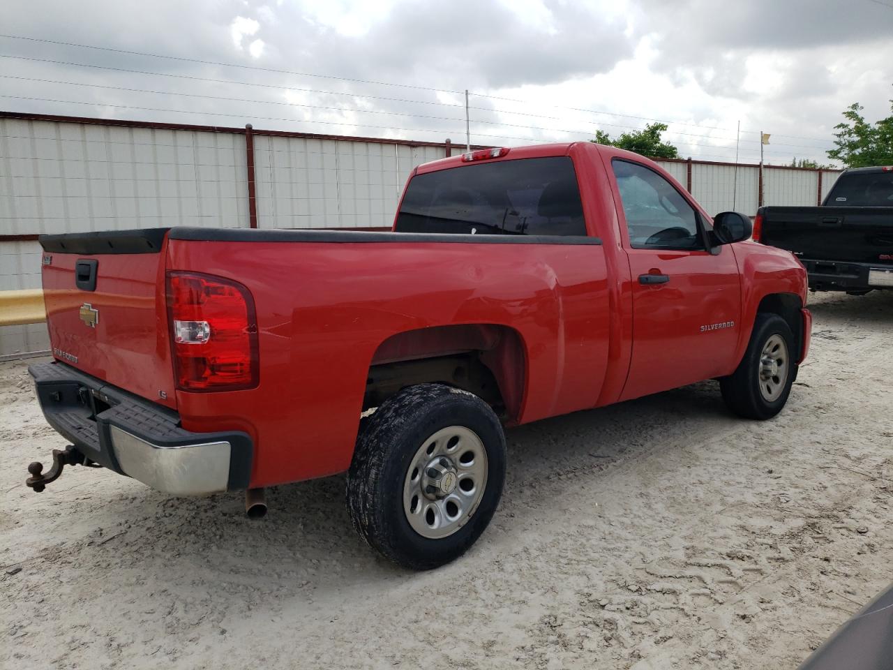 Photo 2 VIN: 1GCNCPEX1BZ208642 - CHEVROLET SILVERADO 