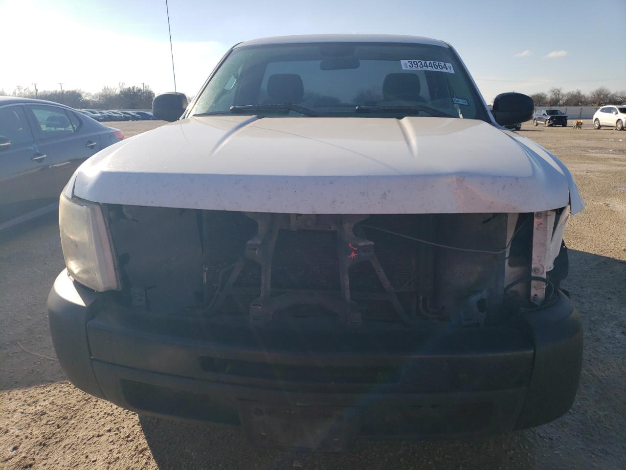 Photo 4 VIN: 1GCNCPEX4BZ251016 - CHEVROLET SILVERADO 