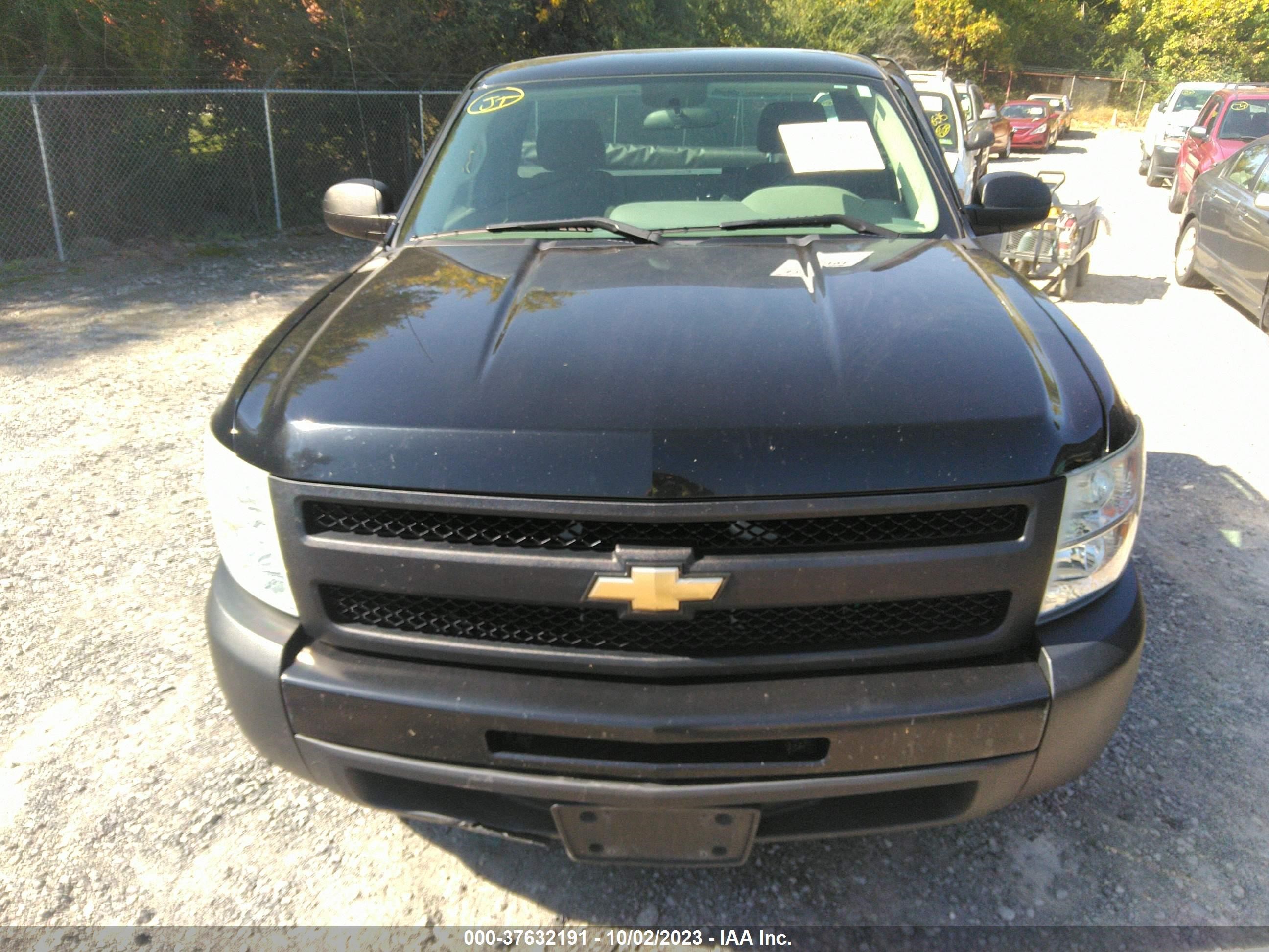 Photo 11 VIN: 1GCNCPEX8BZ140694 - CHEVROLET SILVERADO 