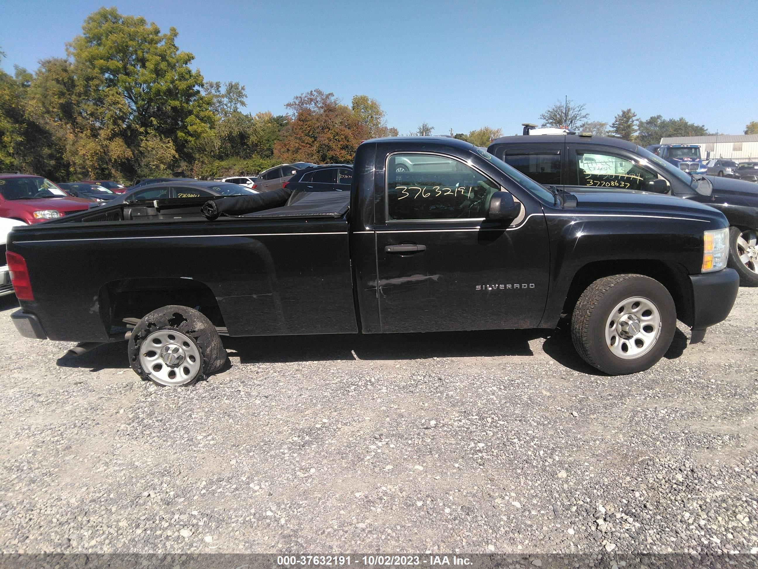 Photo 12 VIN: 1GCNCPEX8BZ140694 - CHEVROLET SILVERADO 