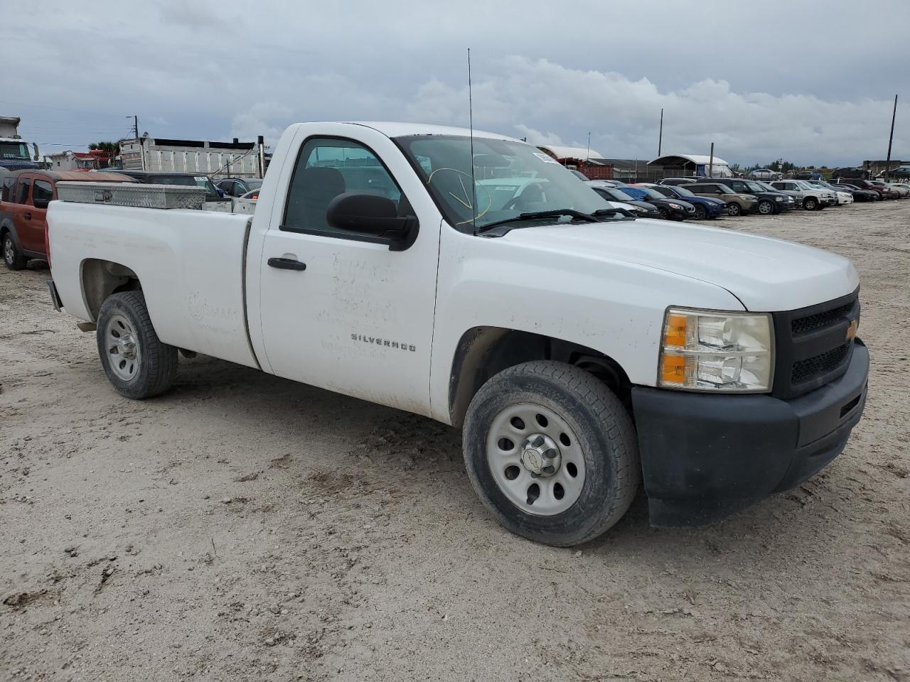 Photo 3 VIN: 1GCNCPEX9DZ179894 - CHEVROLET SILVERADO 