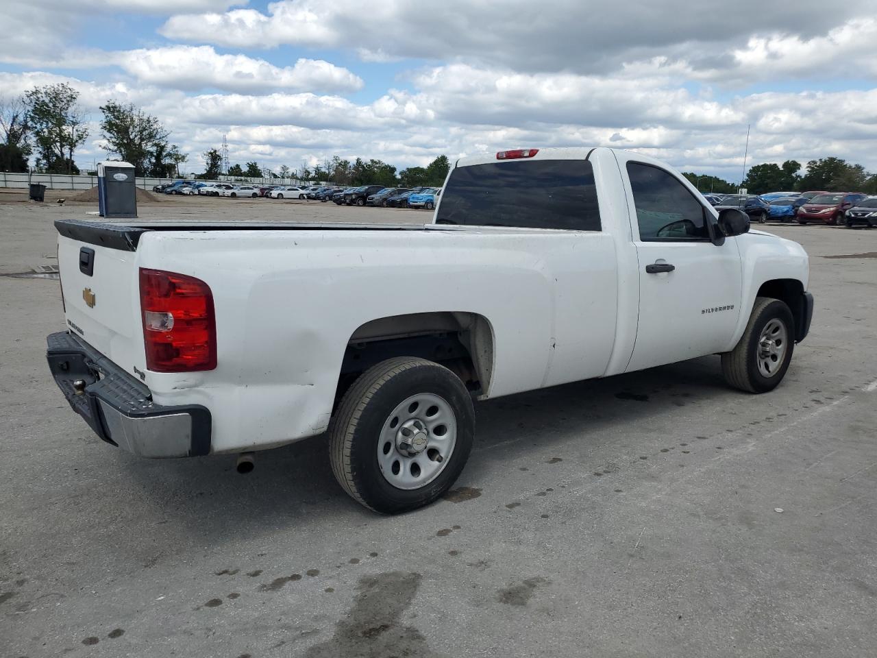 Photo 2 VIN: 1GCNCPEX9DZ355617 - CHEVROLET SILVERADO 