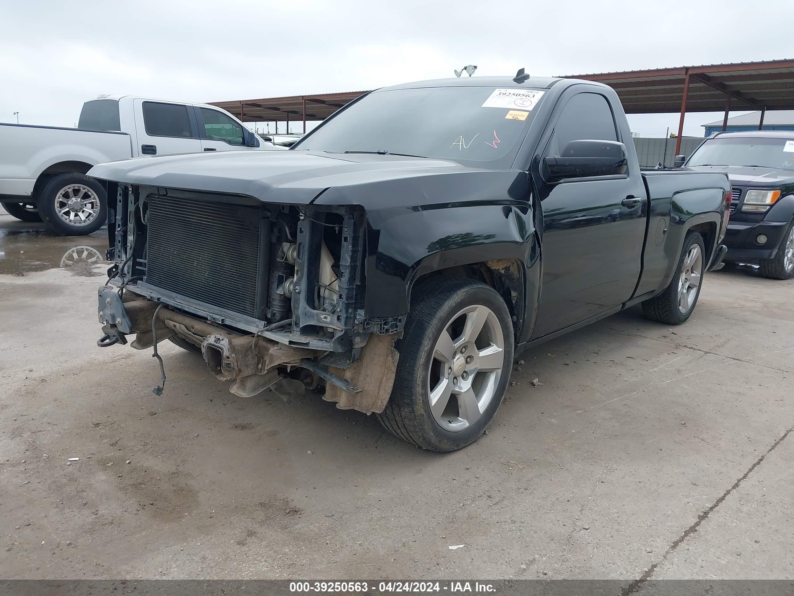 Photo 1 VIN: 1GCNCREC4EZ156503 - CHEVROLET SILVERADO 