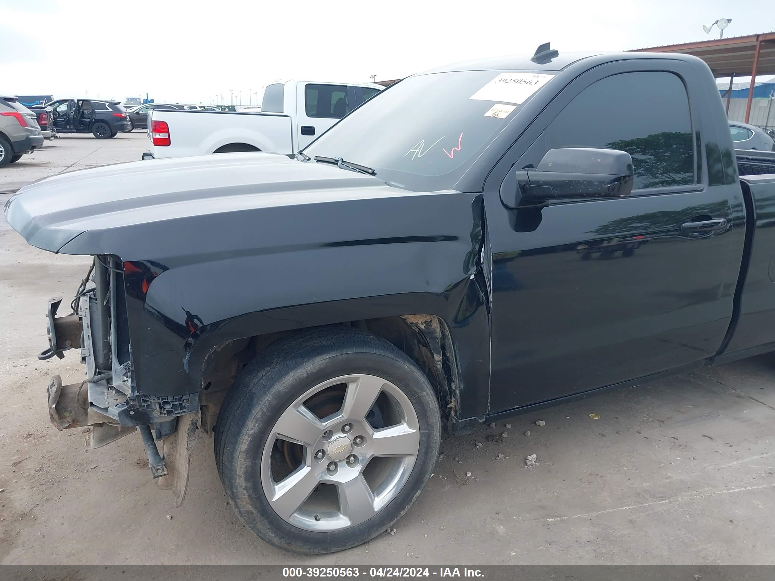 Photo 16 VIN: 1GCNCREC4EZ156503 - CHEVROLET SILVERADO 