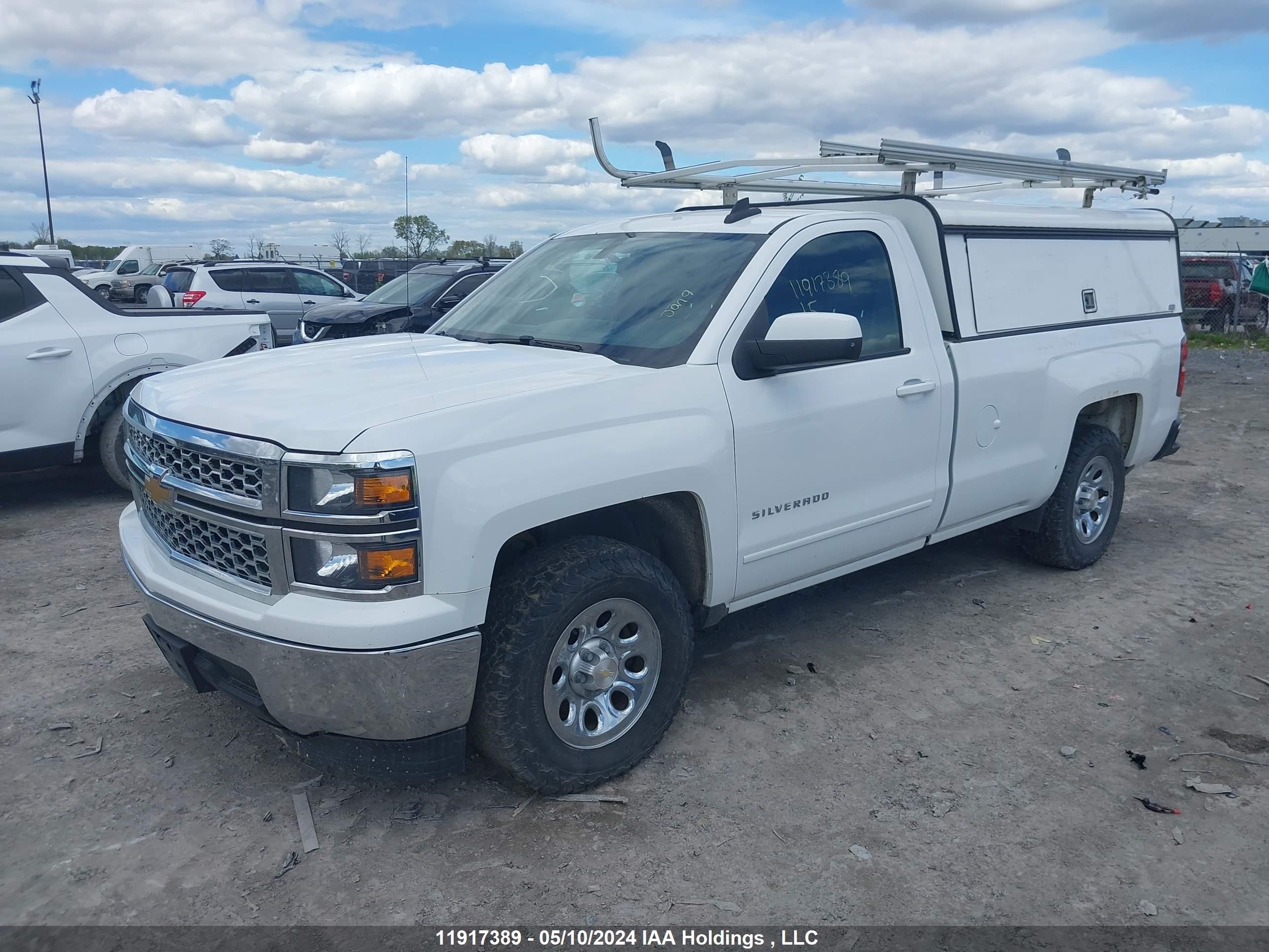 Photo 1 VIN: 1GCNCREH7FZ158338 - CHEVROLET SILVERADO 