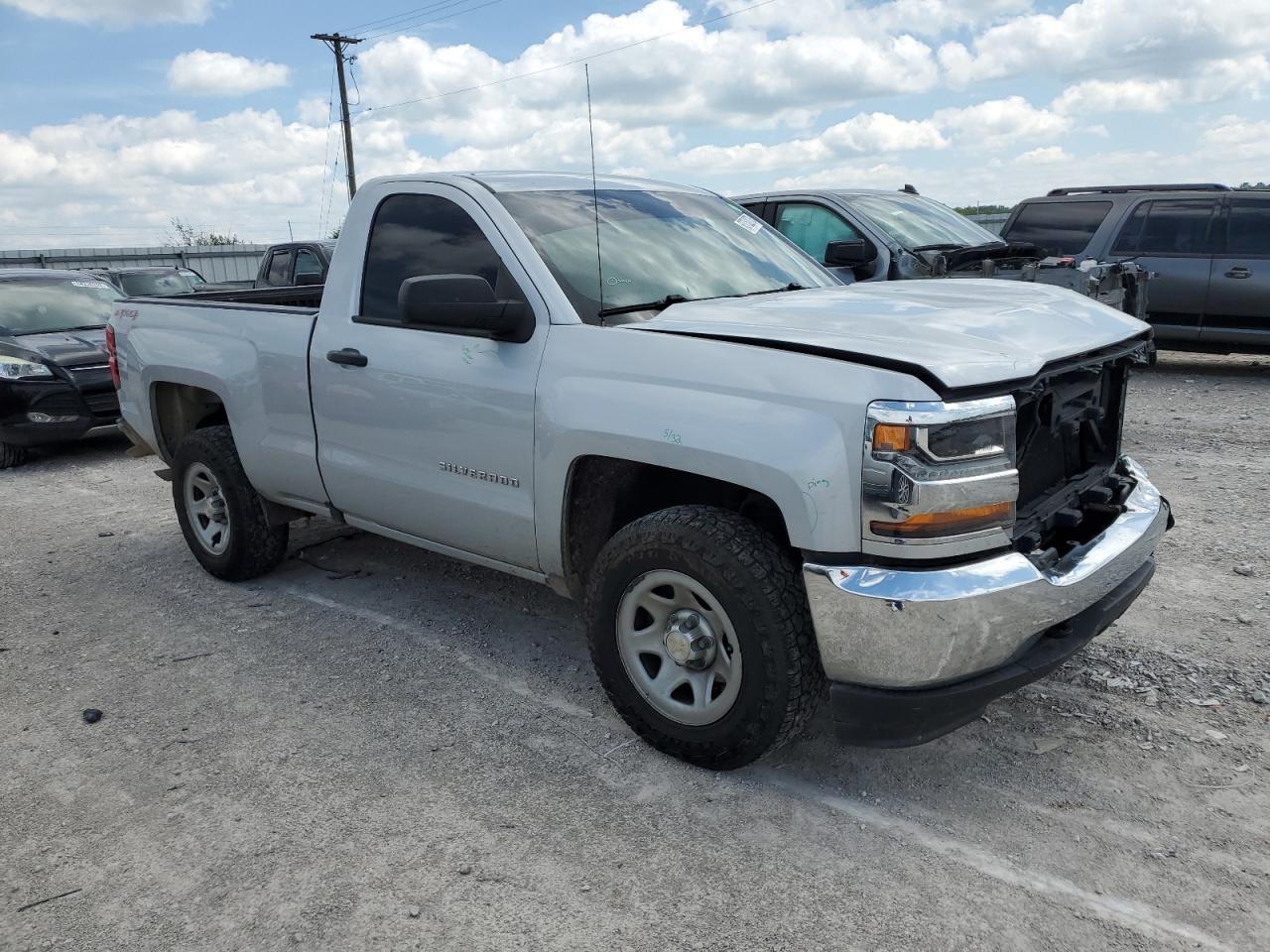 Photo 3 VIN: 1GCNKNEC2GZ425953 - CHEVROLET SILVERADO 