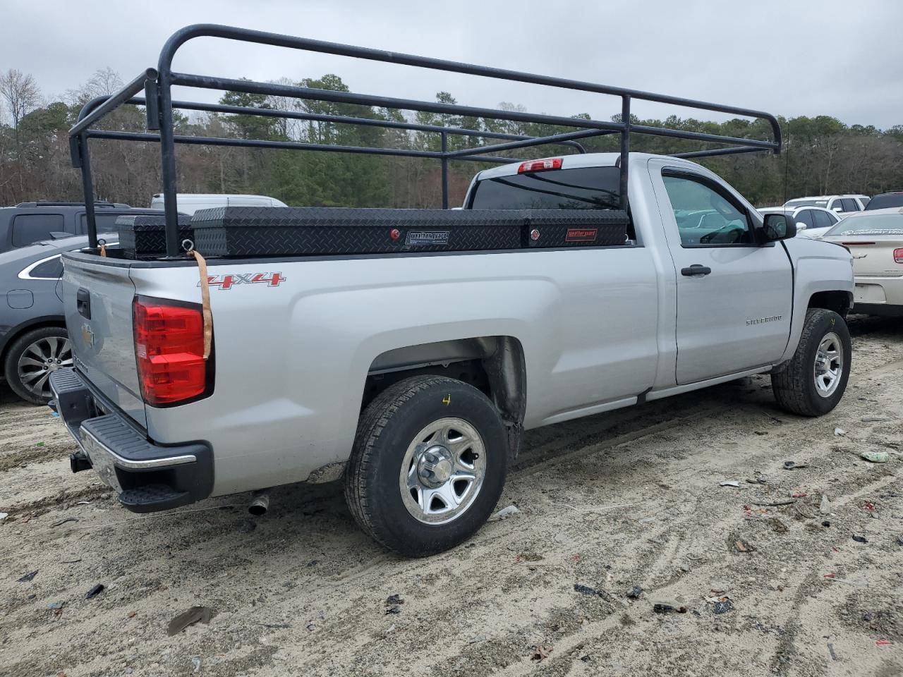 Photo 2 VIN: 1GCNKNEC4GZ228282 - CHEVROLET SILVERADO 