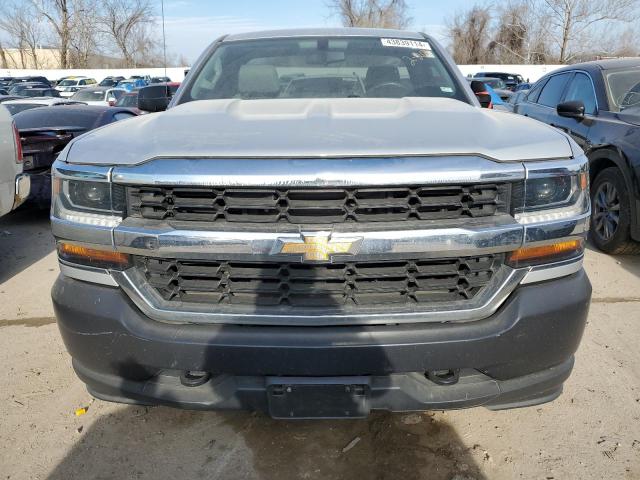 Photo 4 VIN: 1GCNKNEC7JZ145467 - CHEVROLET SILVERADO 