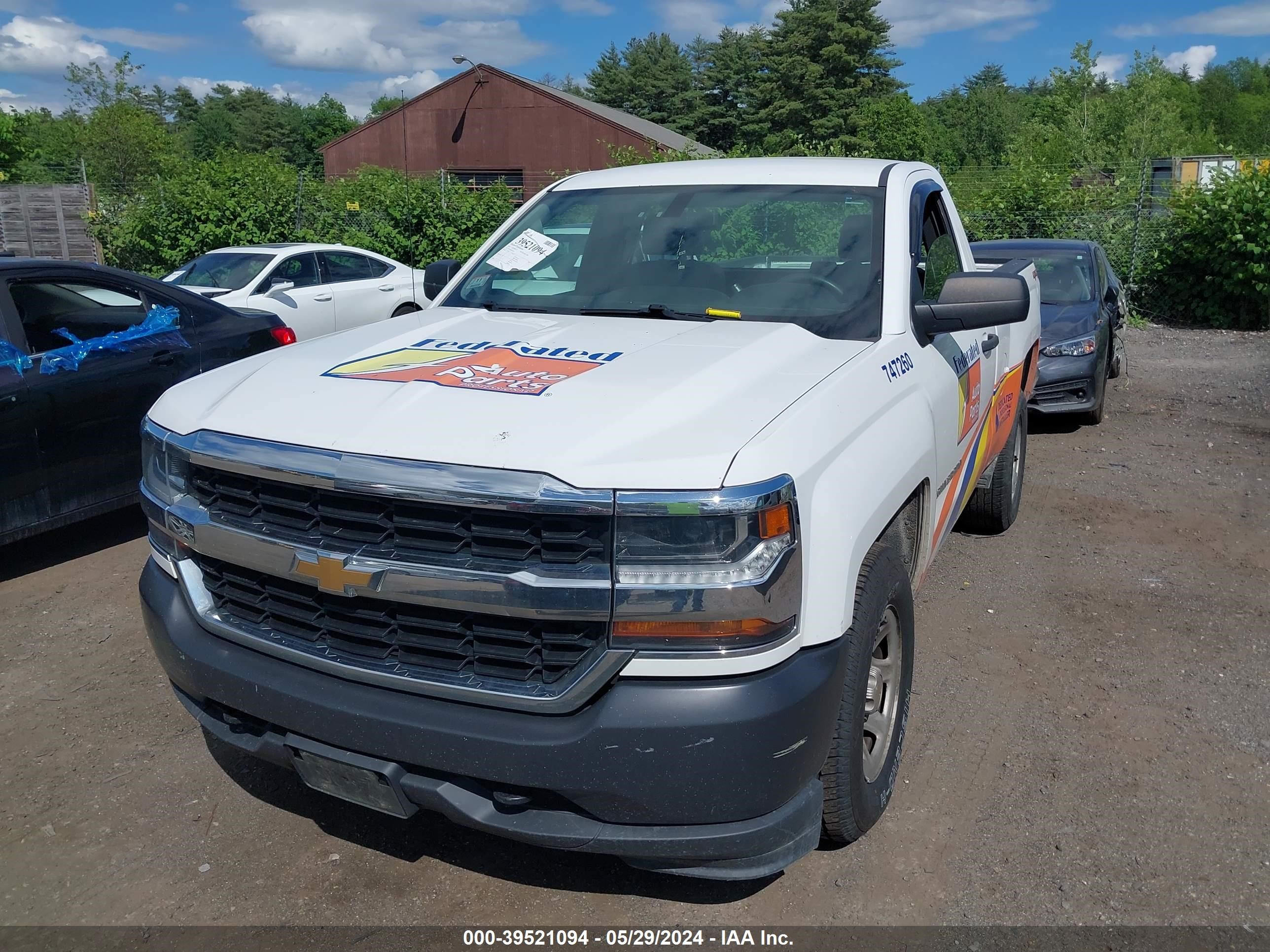 Photo 5 VIN: 1GCNKNEH8JZ145621 - CHEVROLET SILVERADO 