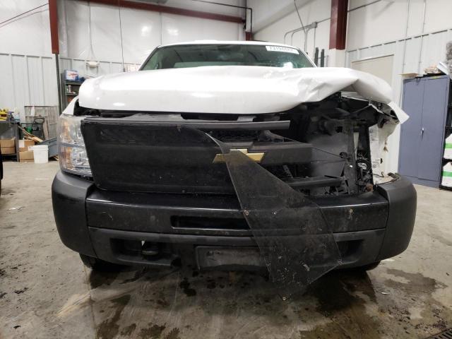 Photo 4 VIN: 1GCNKPE00BZ242142 - CHEVROLET SILVERADO 