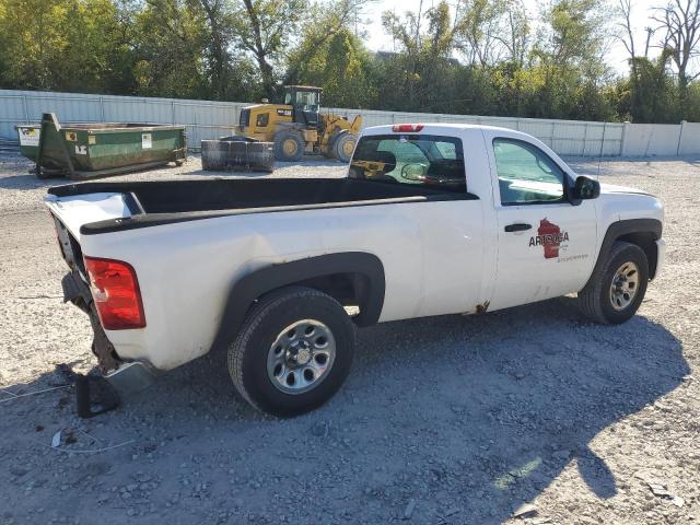 Photo 2 VIN: 1GCNKPE00BZ257241 - CHEVROLET SILVERADO 