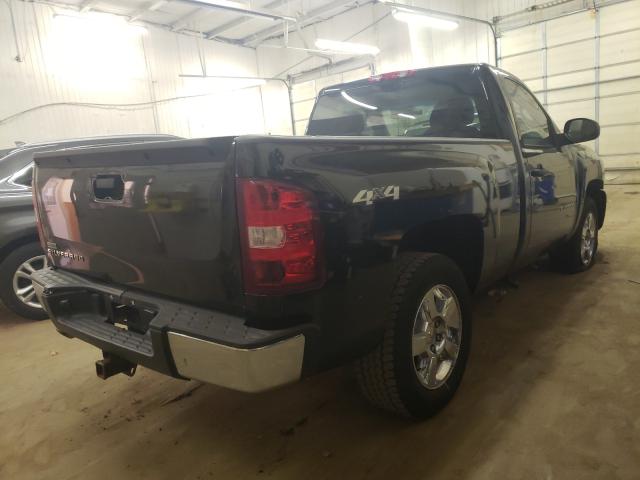 Photo 3 VIN: 1GCNKPE00BZ306325 - CHEVROLET SILVERADO 