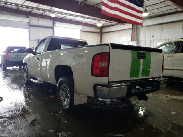 Photo 2 VIN: 1GCNKPEA0BZ441331 - CHEVROLET SILVERADO 