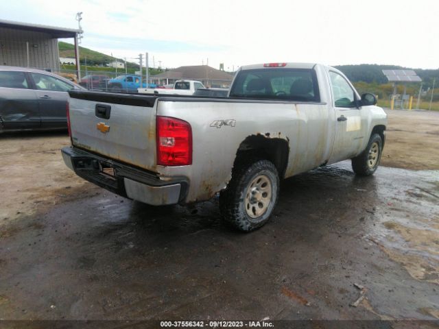 Photo 3 VIN: 1GCNKPEA2CZ112311 - CHEVROLET SILVERADO 1500 