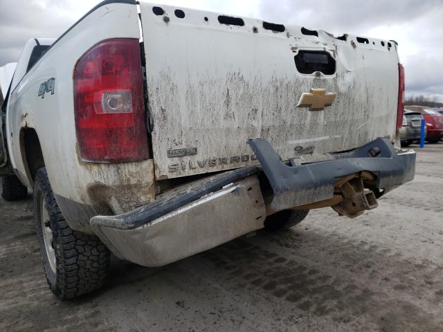 Photo 8 VIN: 1GCNKPEA4CZ143107 - CHEVROLET SILVERADO 