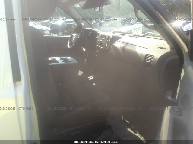 Photo 4 VIN: 1GCNKPEA5DZ251009 - CHEVROLET SILVERADO 1500 