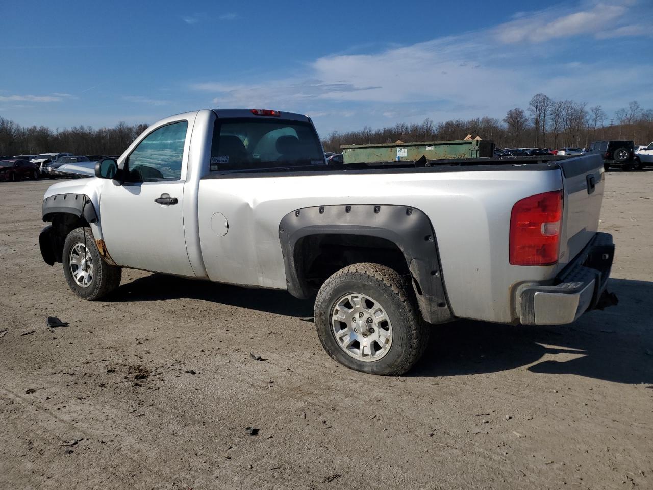 Photo 1 VIN: 1GCNKPEA8CZ333198 - CHEVROLET SILVERADO 