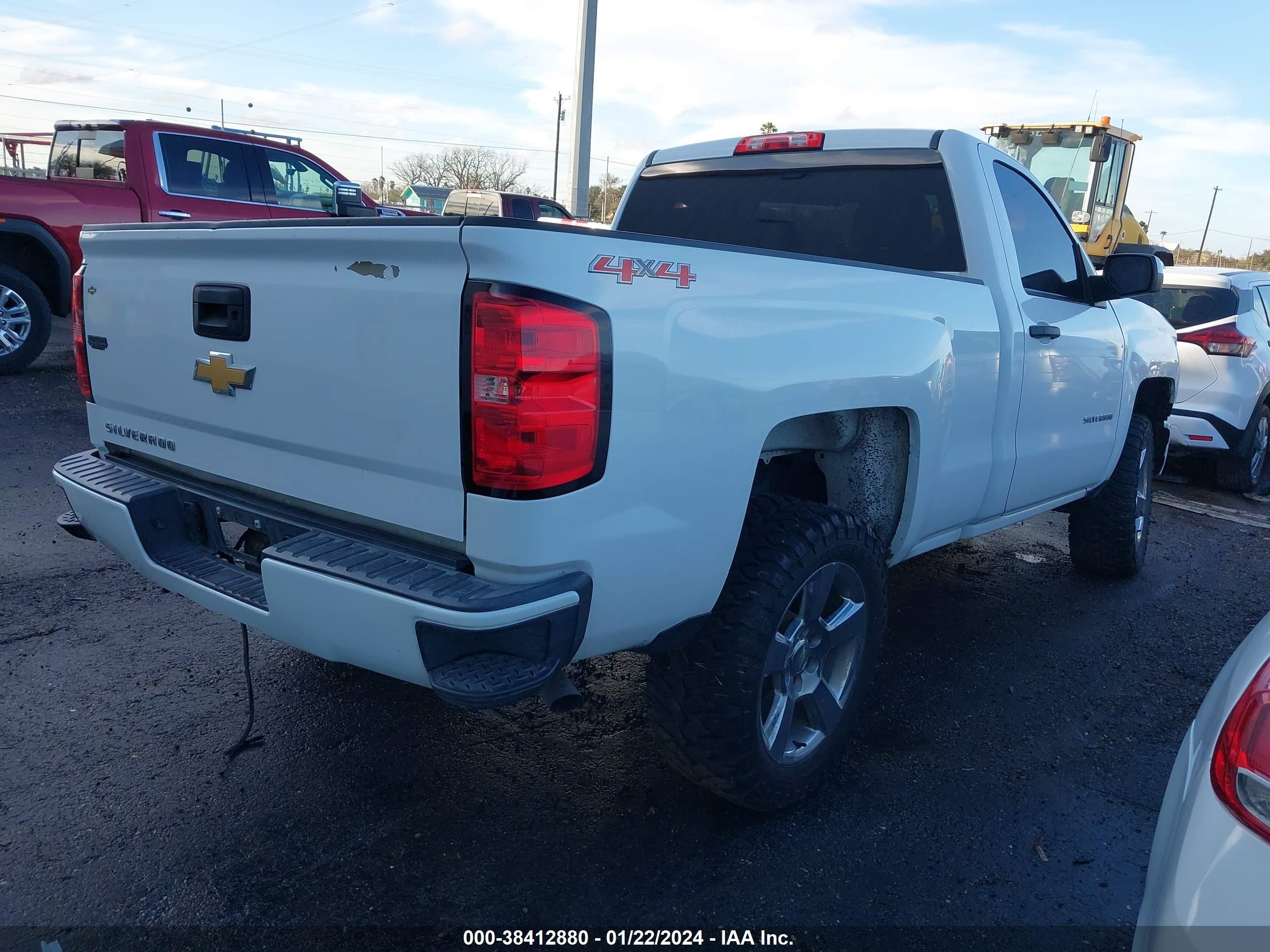 Photo 3 VIN: 1GCNKPEH8FZ375954 - CHEVROLET SILVERADO 