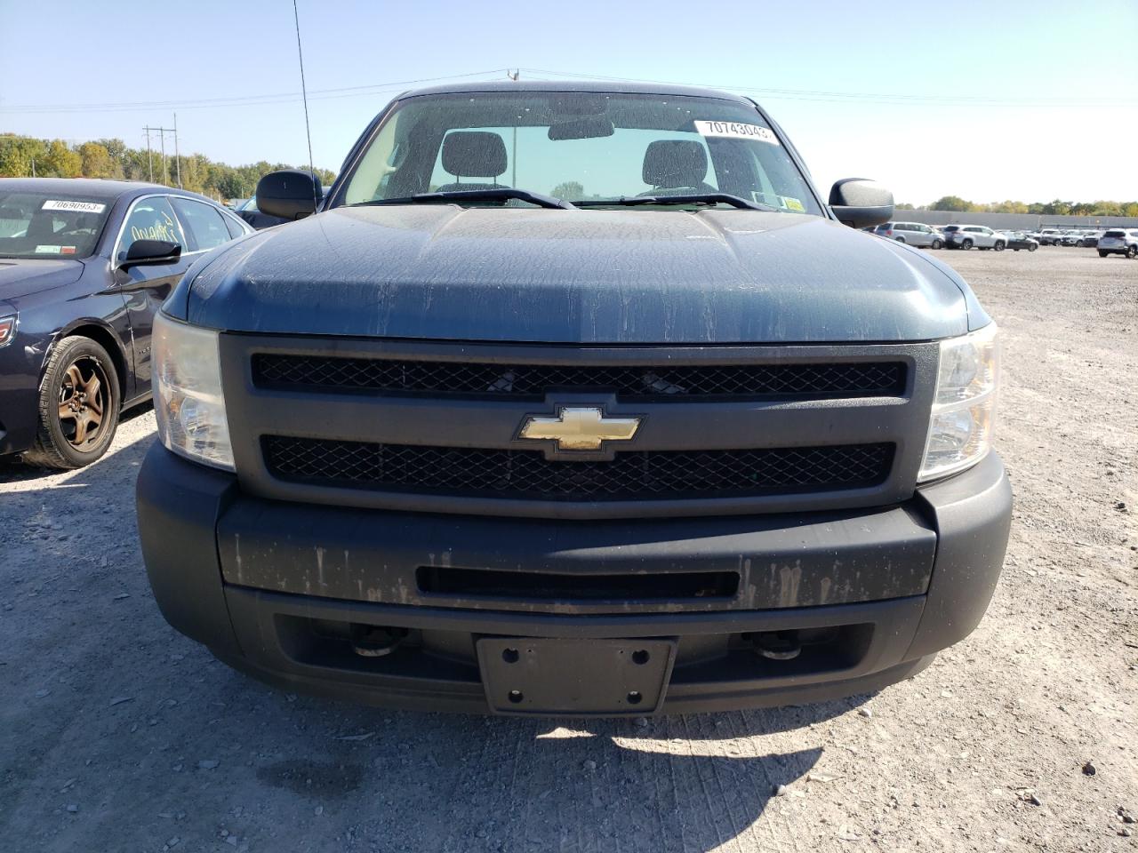 Photo 4 VIN: 1GCNKPEX2BZ100369 - CHEVROLET SILVERADO 