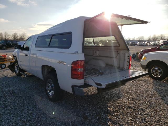 Photo 2 VIN: 1GCNKPEX4CZ286868 - CHEVROLET SILVERADO 