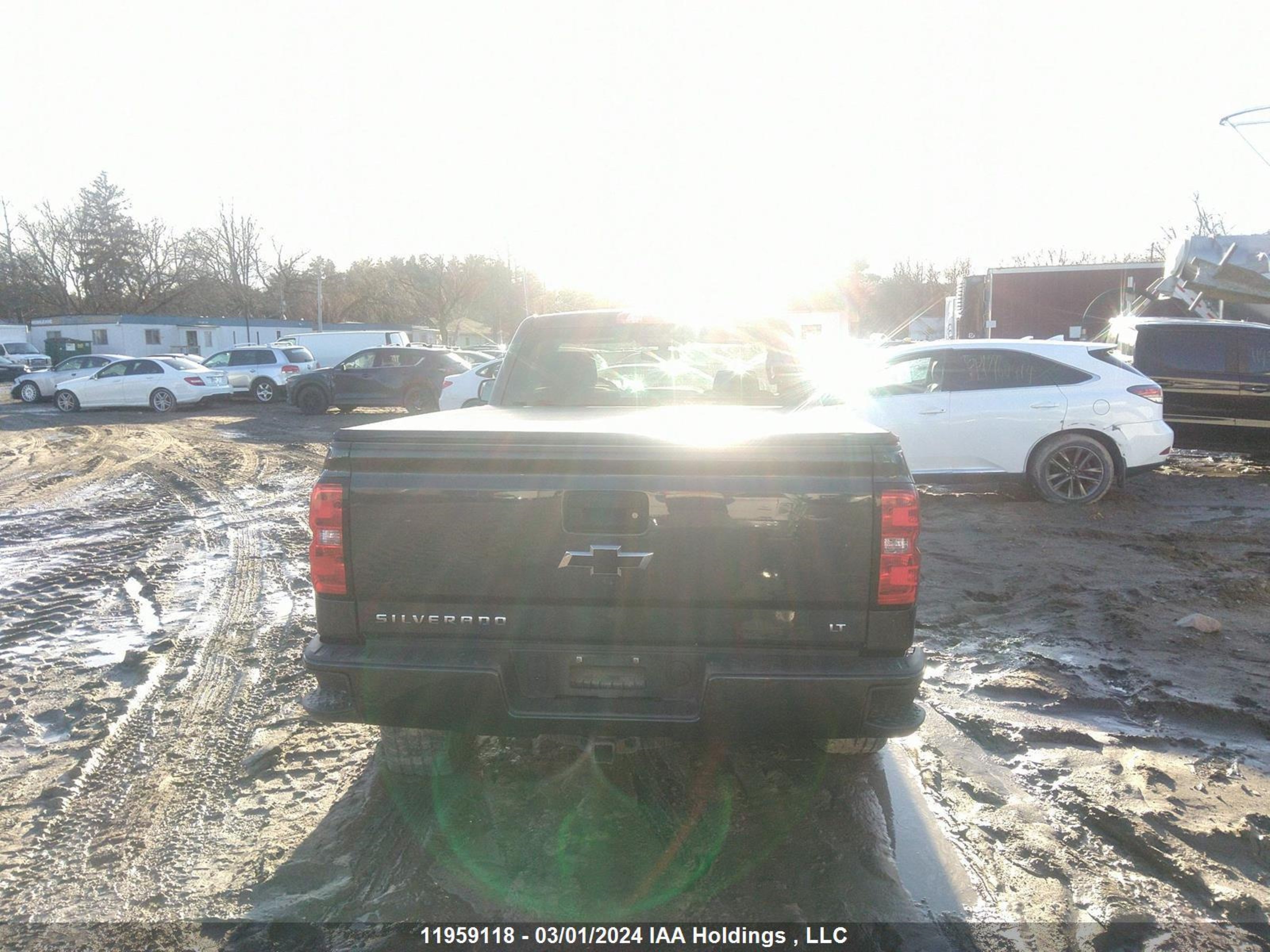 Photo 15 VIN: 1GCNKREC0JZ226575 - CHEVROLET SILVERADO 