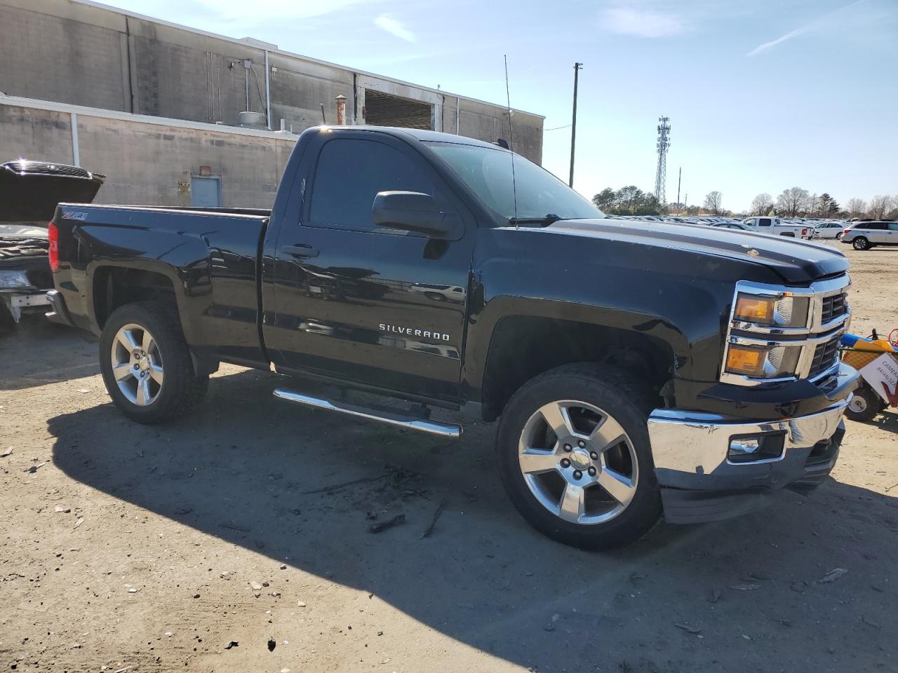 Photo 3 VIN: 1GCNKREC3EZ361670 - CHEVROLET SILVERADO 