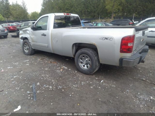 Photo 2 VIN: 1GCNKSE01BZ218886 - CHEVROLET SILVERADO 1500 