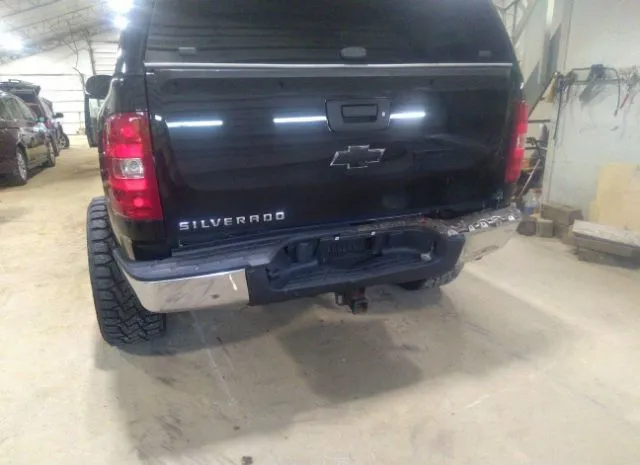 Photo 5 VIN: 1GCNKSE09BZ382273 - CHEVROLET SILVERADO 1500 