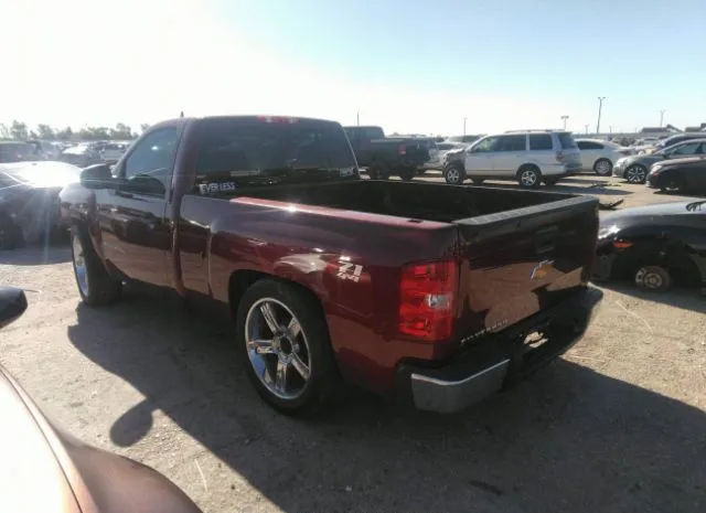 Photo 2 VIN: 1GCNKSE09DZ302795 - CHEVROLET SILVERADO 1500 