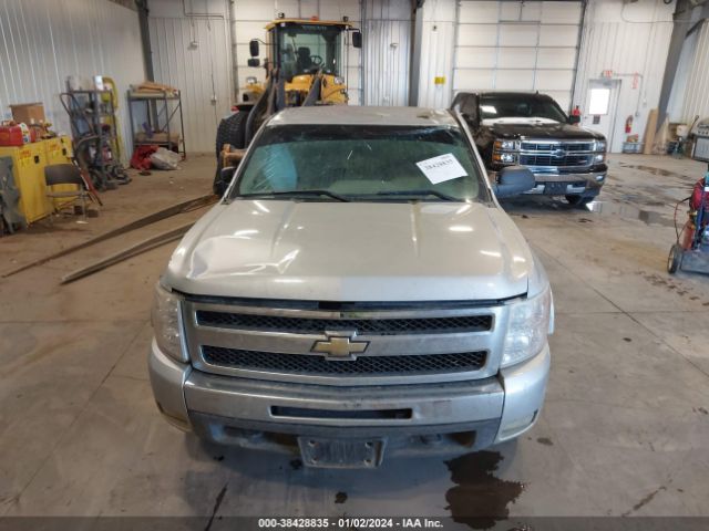 Photo 5 VIN: 1GCNKSE0XBZ293005 - CHEVROLET SILVERADO 1500 