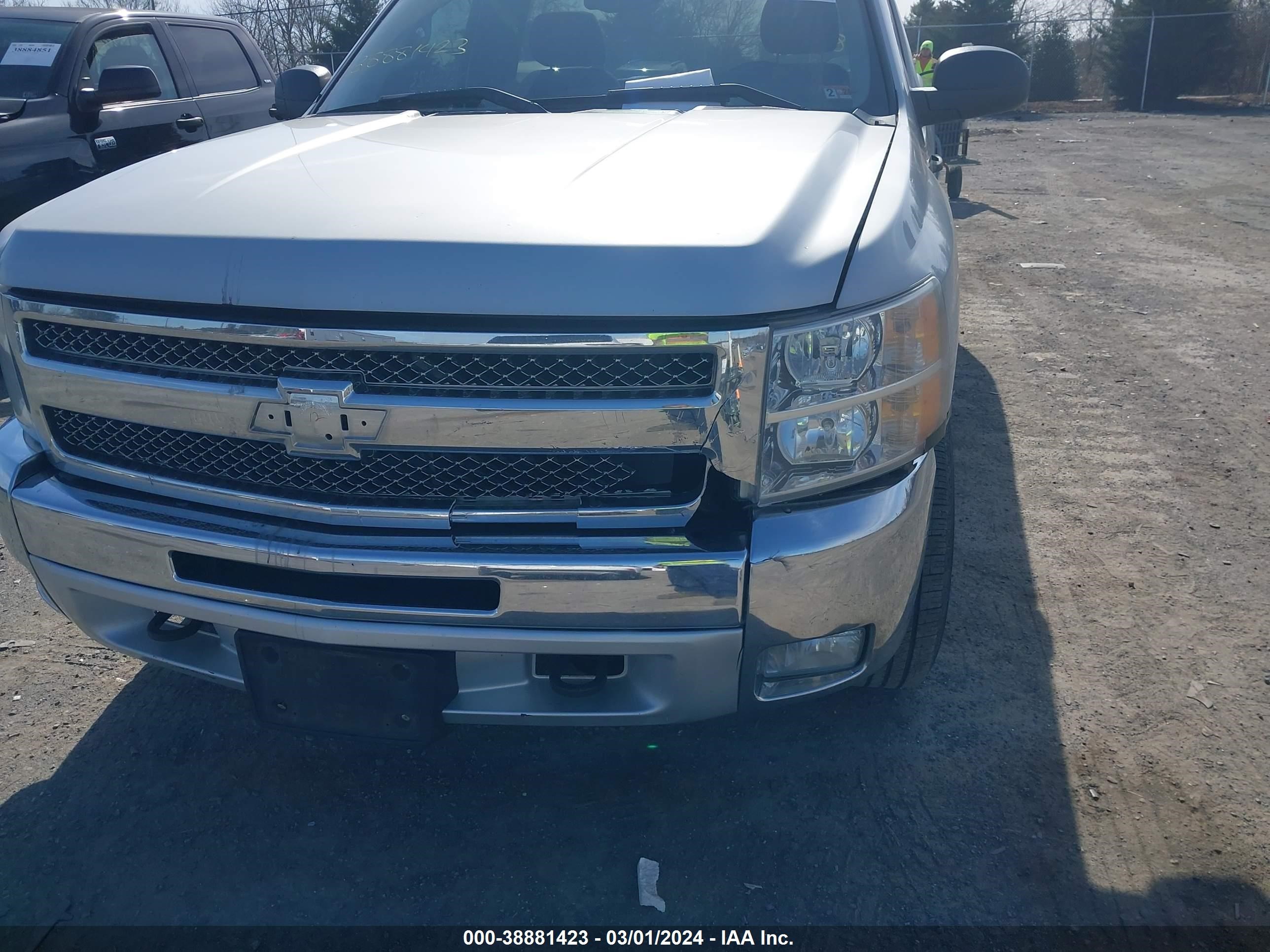 Photo 5 VIN: 1GCNKSEA6CZ188729 - CHEVROLET SILVERADO 1500 