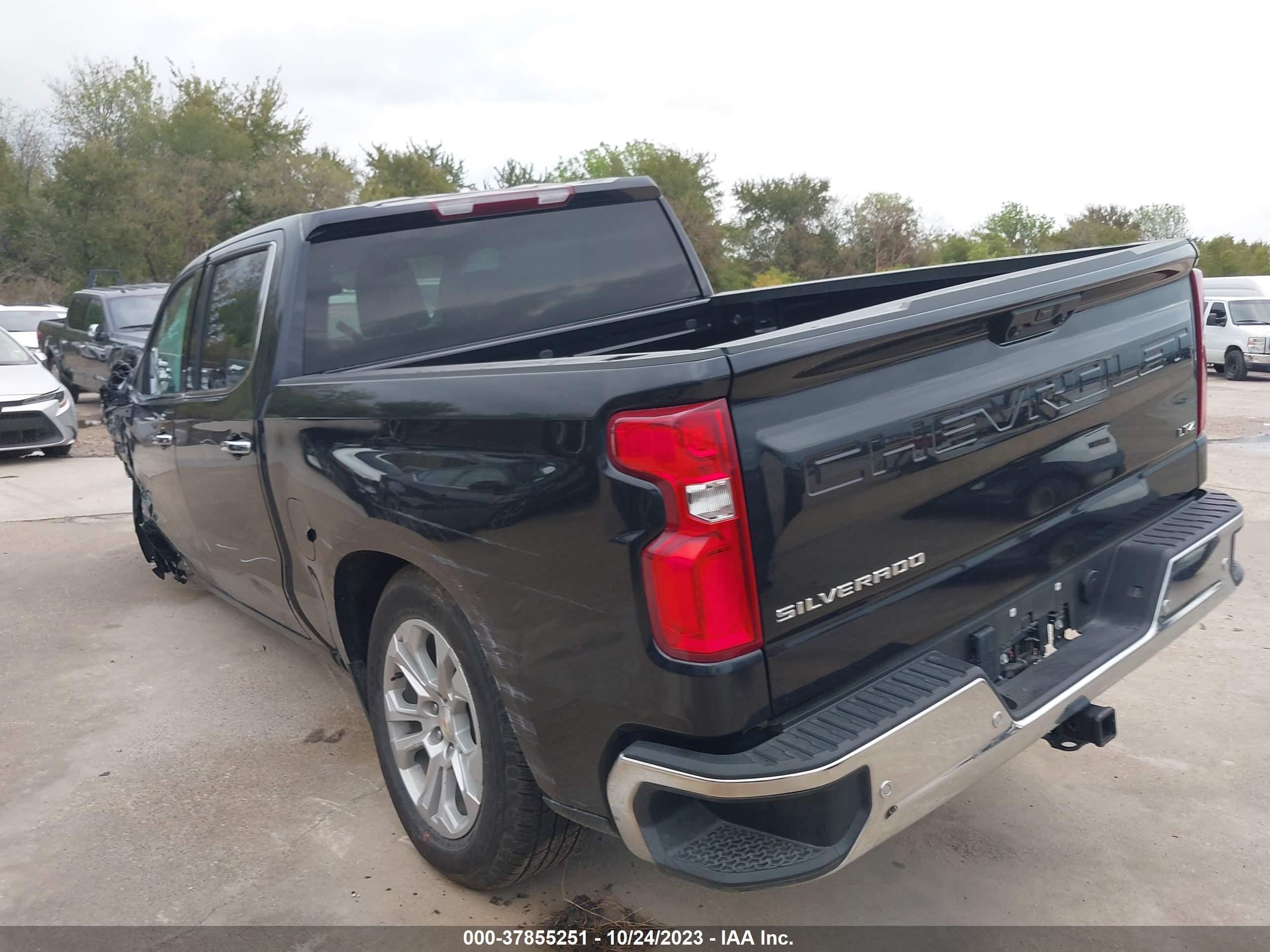 Photo 2 VIN: 1GCPAEED4PZ113265 - CHEVROLET SILVERADO 