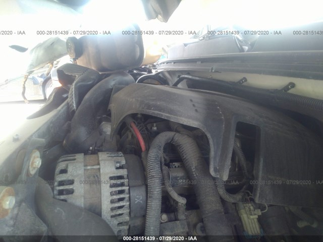 Photo 9 VIN: 1GCPCPE00AZ245143 - CHEVROLET SILVERADO 1500 