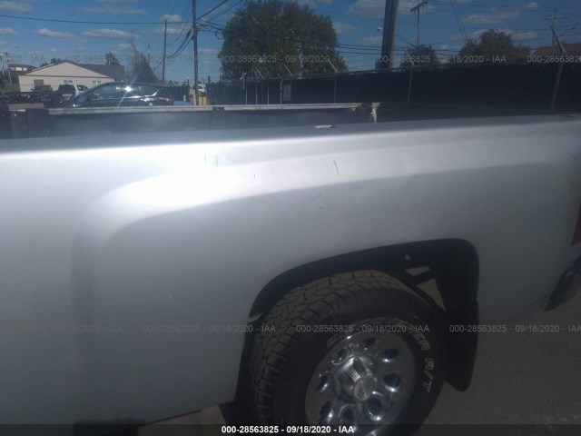 Photo 5 VIN: 1GCPCPEX1AZ145792 - CHEVROLET SILVERADO 1500 